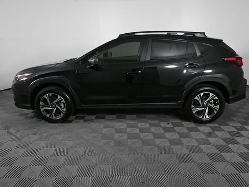 Used 2026 Subaru Crosstrek 2.5i Premium AWD/4WD image 3