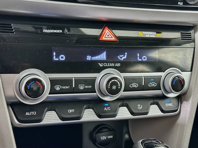 Used 2020 Hyundai Elantra Limited FWD image 19