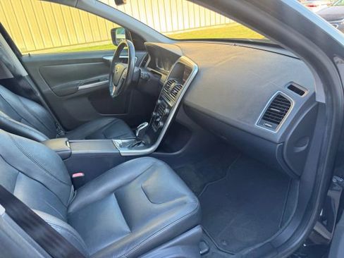 Used 2015 Volvo XC60 T5 Premier Plus image 31