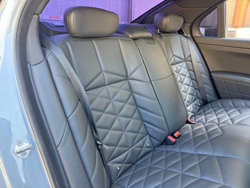 Used 2023 BMW 740i w/ Parking Assistance Package RWD image 49