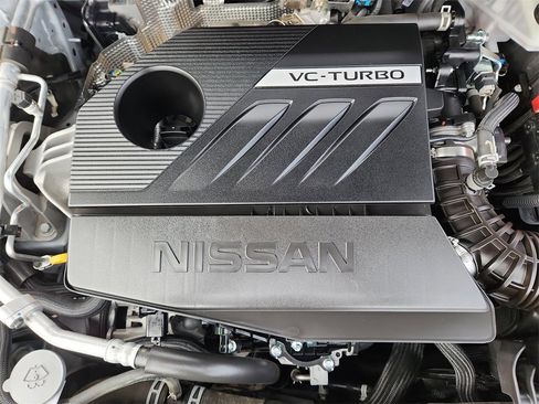 Used 2024 Nissan Rogue SV image 23