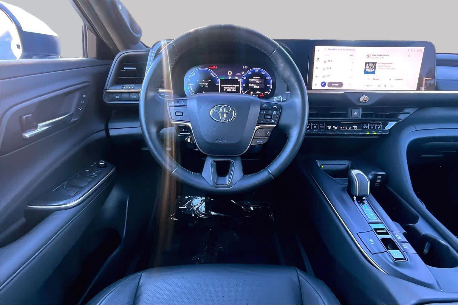 Used 2023 Toyota Crown AWD/4WD image 6