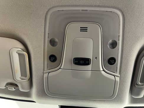 Certified 2019 Toyota Prius LE w/ Carpet Mat Package FWD image 29