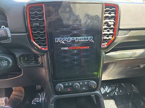 Used 2025 Ford Ranger Raptor AWD/4WD image 17
