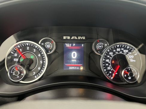 Used 2024 RAM 2500 Big Horn w/ Bed Utility Group image 23