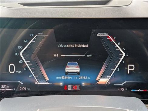 Used 2023 BMW X7 xDrive40i image 11