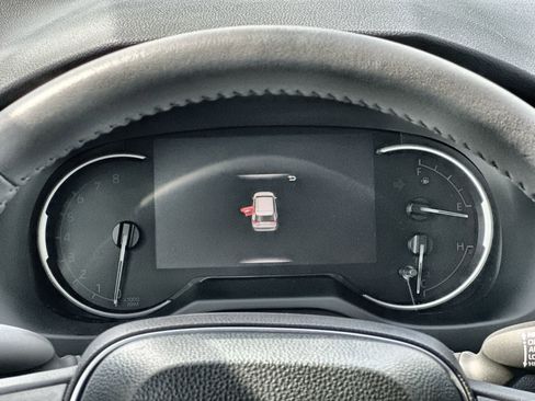 Used 2024 Toyota RAV4 XLE w/ Convenience Package image 24