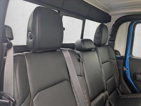 Certified 2023 Jeep Gladiator Overland image 18