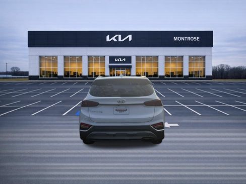 Used 2020 Hyundai Santa Fe SEL FWD image 7