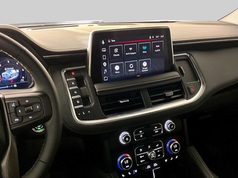 Used 2023 GMC Yukon AT4 AWD/4WD image 7