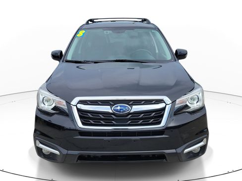 Used 2018 Subaru Forester 2.5i Touring AWD/4WD image 2