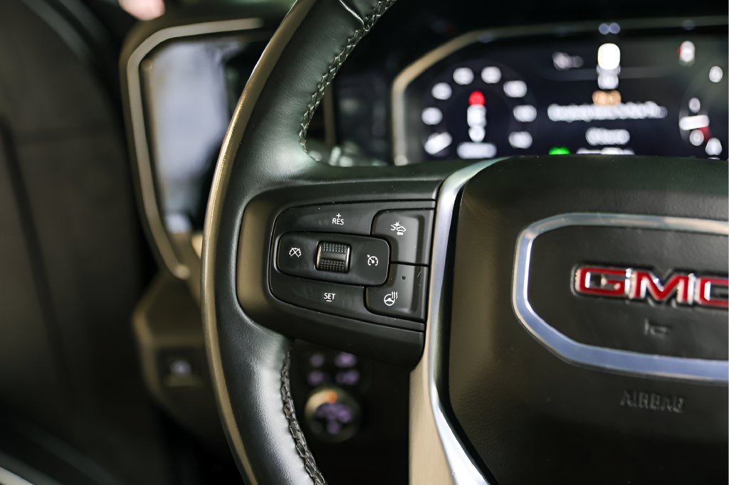 Used 2026 GMC Sierra 1500 SLT RWD image 16