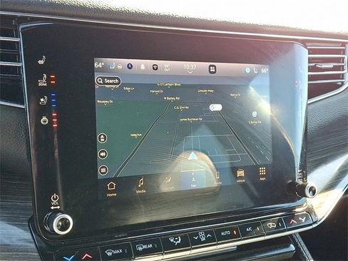 Used 2022 Jeep Wagoneer Series III w/ Flexible Seating Group image 17