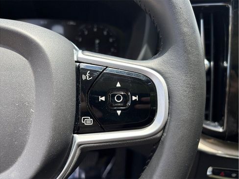 Used 2021 Volvo XC60 T6 Inscription AWD/4WD image 30