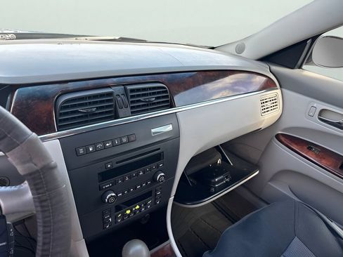Used 2009 Buick LaCrosse CXL FWD image 6