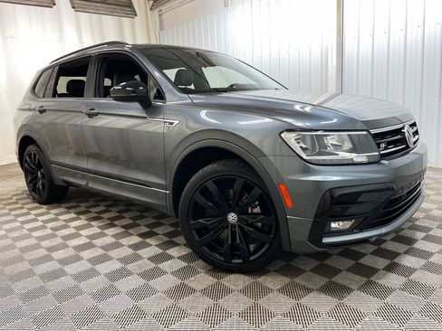 Used 2021 Volkswagen Tiguan SE R-Line image 47