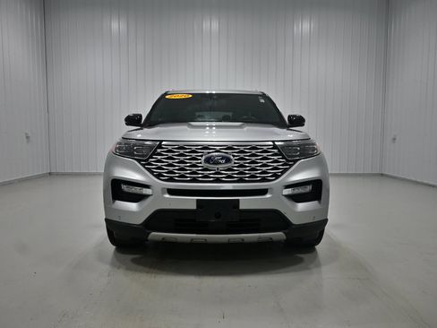 Used 2020 Ford Explorer Platinum AWD/4WD image 22