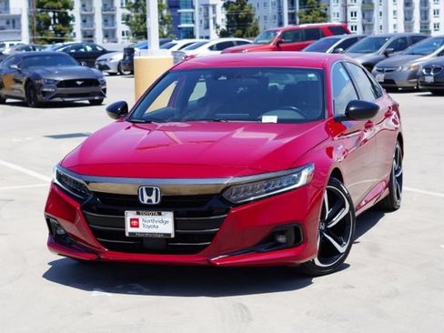 Used 2022 Honda Accord Sport image 4