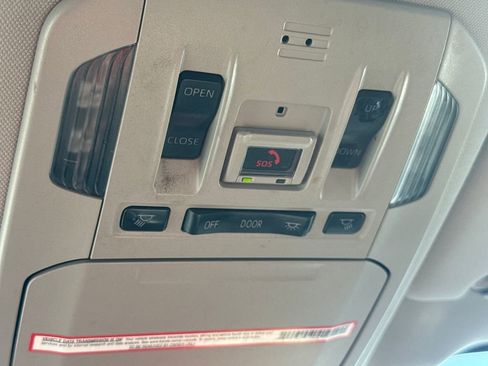 Used 2022 Toyota Highlander XLE image 33