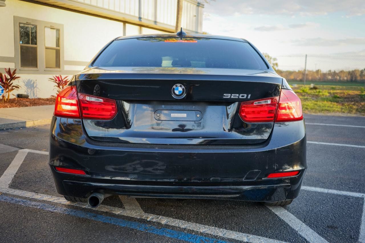 Used 2015 BMW 320i Sedan RWD image 5