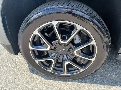 Used 2025 Chevrolet Tahoe RST w/ Comfort Package AWD/4WD image 27