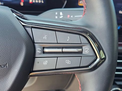 Used 2025 Chevrolet Traverse RS w/ LPO, Floor Liner Package AWD/4WD image 29