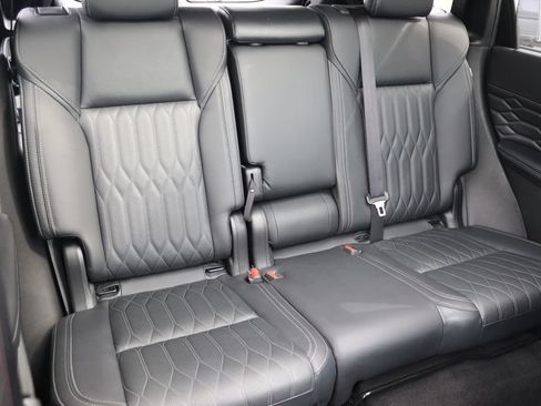 Used 2025 Mitsubishi Outlander SEL AWD/4WD image 21