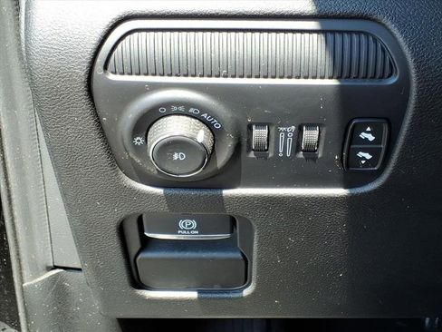 Used 2024 Jeep Wagoneer Series III image 18