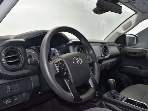 Used 2022 Toyota Tacoma SR w/ SR Convenience Package RWD image 13