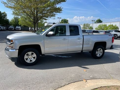 Used 2019 Chevrolet Silverado 1500 LT AWD/4WD image 4
