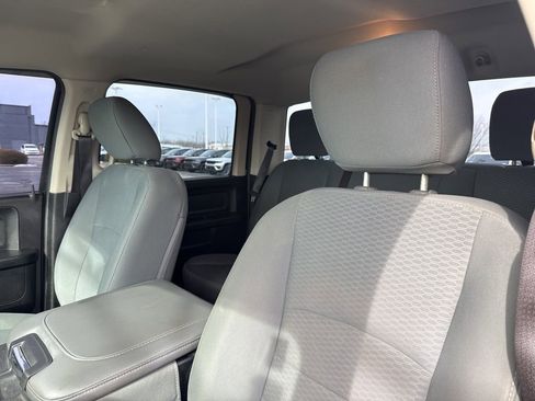 Used 2017 RAM 1500 Express image 12