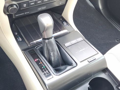 Certified 2023 Lexus GX 460 Premium AWD/4WD image 14