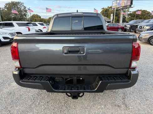 Used 2021 Toyota Tacoma SR AWD/4WD image 8