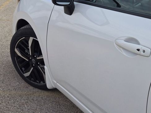 New 2025 Nissan Versa SR w/ Trunk Package image 16