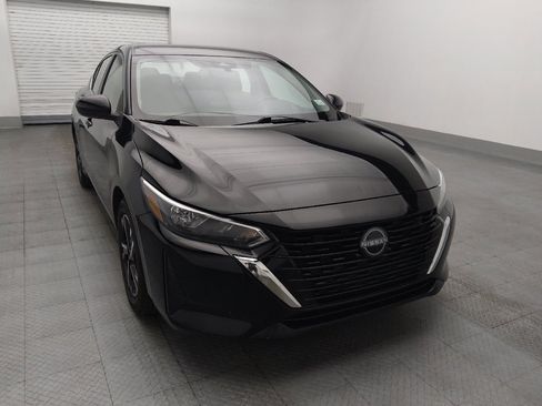 Used 2025 Nissan Sentra SV FWD image 14