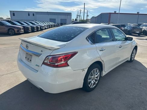 Used 2013 Nissan Altima 2.5 S FWD image 5