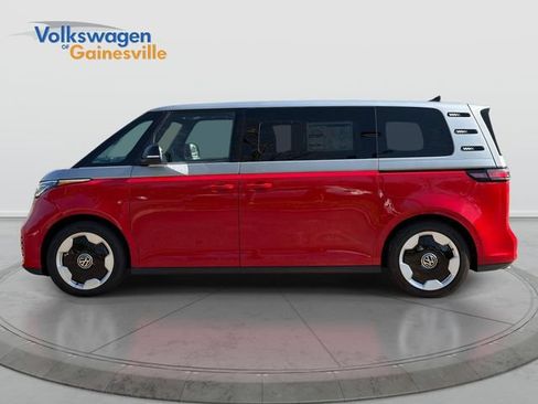 New 2025 Volkswagen ID. Buzz Pro S Plus RWD image 7