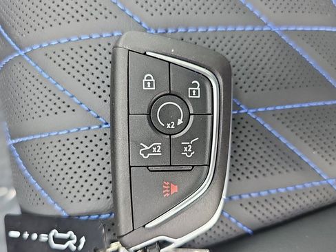 New 2026 Cadillac Escalade IQ Sport 1 w/ LPO, ONYX Package image 41