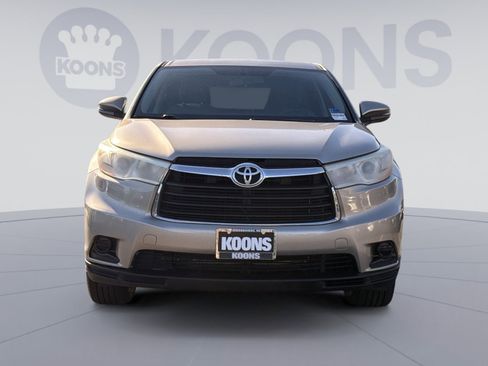 Used 2014 Toyota Highlander LE AWD/4WD image 10