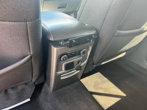 Used 2009 Ford Flex SE image 19