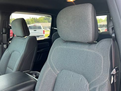 Used 2020 RAM 1500 Big Horn AWD/4WD image 4