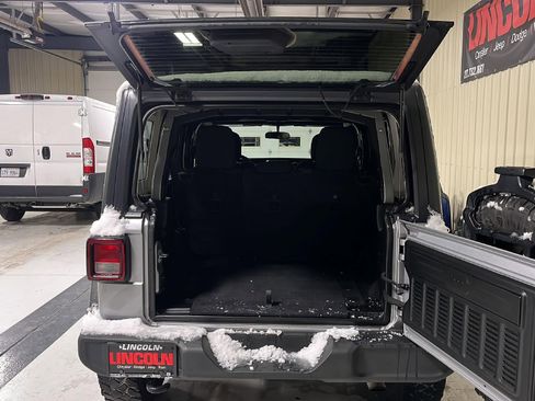 Used 2021 Jeep Wrangler Unlimited Sport image 6