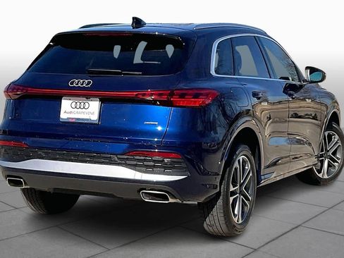 Certified 2025 Audi Q5 Premium w/ Convenience Package image 12