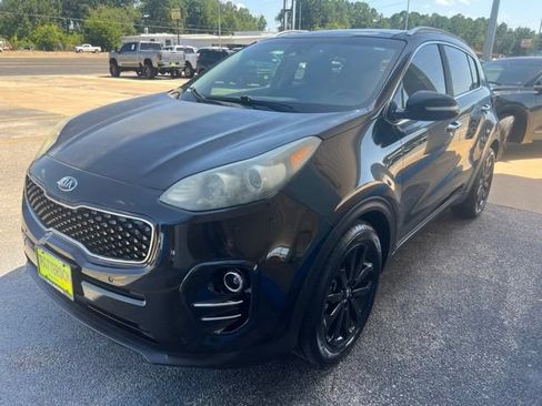 Used 2017 Kia Sportage EX w/ EX Technology Package FWD image 5