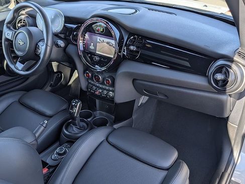 Used 2022 MINI Cooper S w/ Premium Package image 22