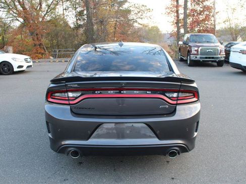 Used 2019 Dodge Charger Scat Pack image 7