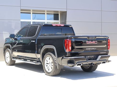 Used 2023 GMC Sierra 1500 Denali w/ Technology Package AWD/4WD image 8