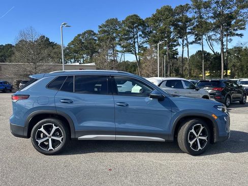 New 2026 Volkswagen Tiguan SE FWD image 4