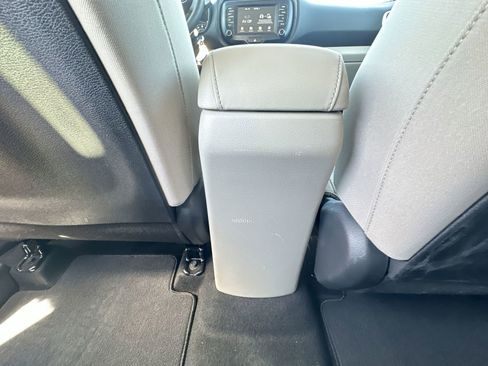 Used 2020 Kia Soul S image 19