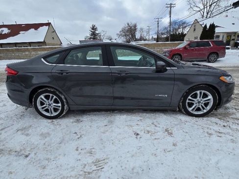 Used 2018 Ford Fusion S image 17